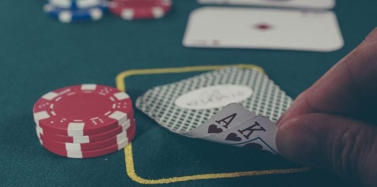 dwshan VIP Program နှင့် Casino Bonus — Myanmar ကစားသူများအတွက် Cashback Rewards